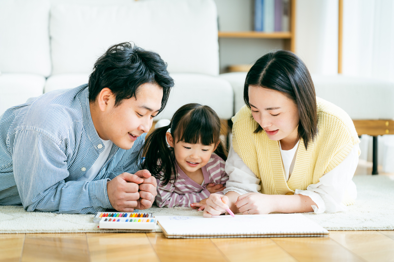 今年の夏は室内遊びをマスター!子どもが夢中になるアイデアと工夫