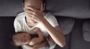 マミーギルトって？仕事も育児も中途半端…そう感じてしまうモヤモヤの正体